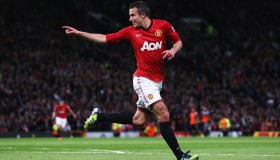 巴萨准备强挖“11亿金靴”！弗里克看好曼联主力中后卫